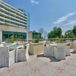 марина гранд бийч - ол инклузив плюс 4* Златни пясъци