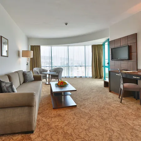 Otel Marina Grand 4*