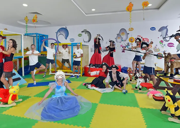 Marina Grand ホテル 4*