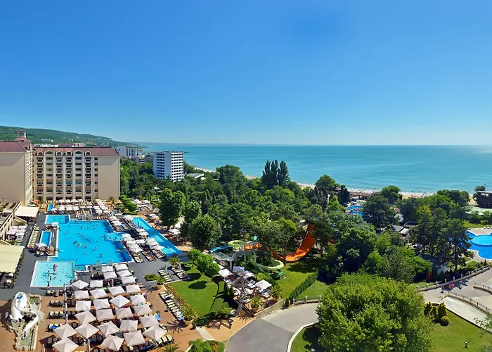 ホテル Marina Grand ゴールデンサンド