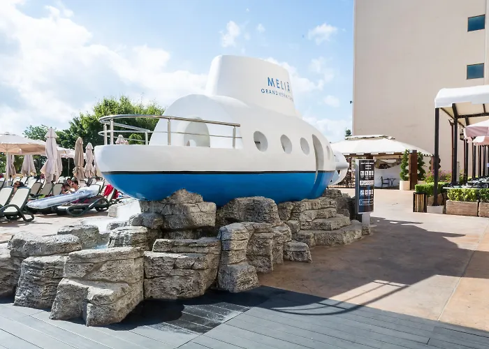 Marina Grand ホテル