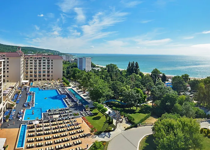 ホテル Marina Grand