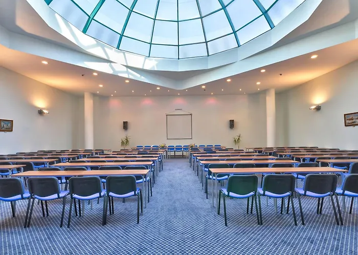 ホテル Marina Grand ゴールデンサンド