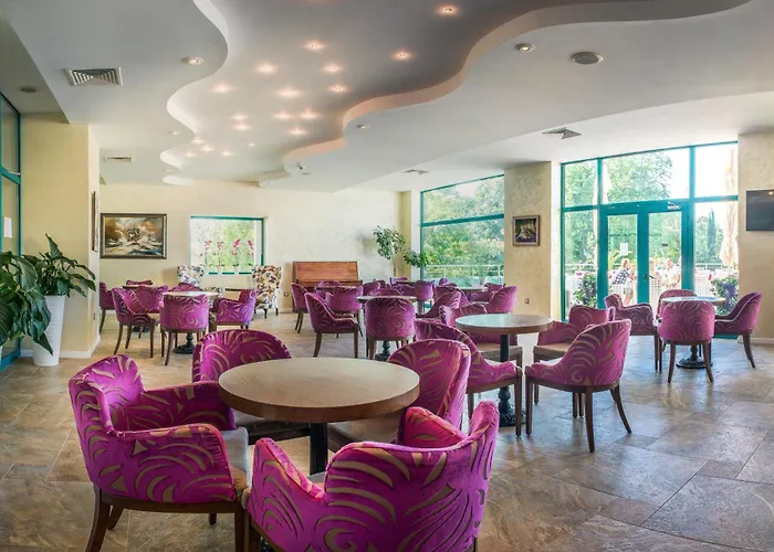 Marina Grand ホテル 4*