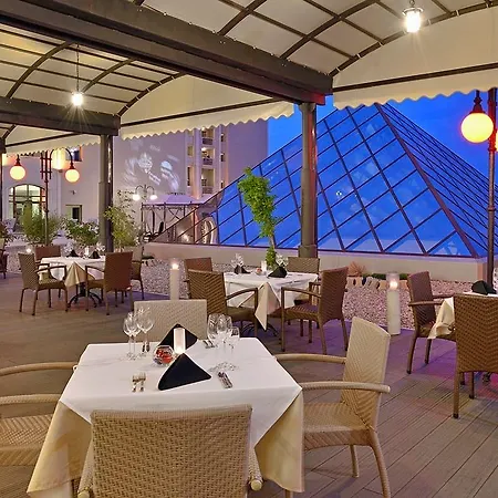 Marina Grand فندق 4*
