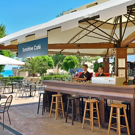 Hotel Marina Grand Golden Sands