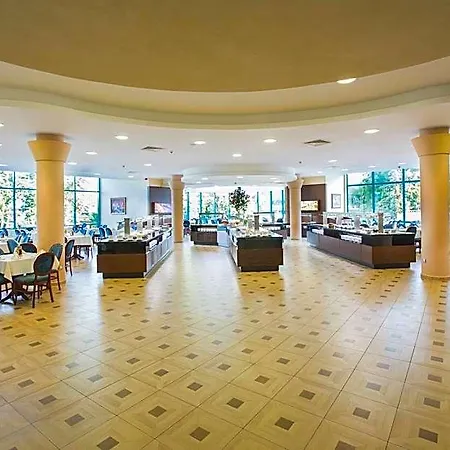 Marina Grand Hotel